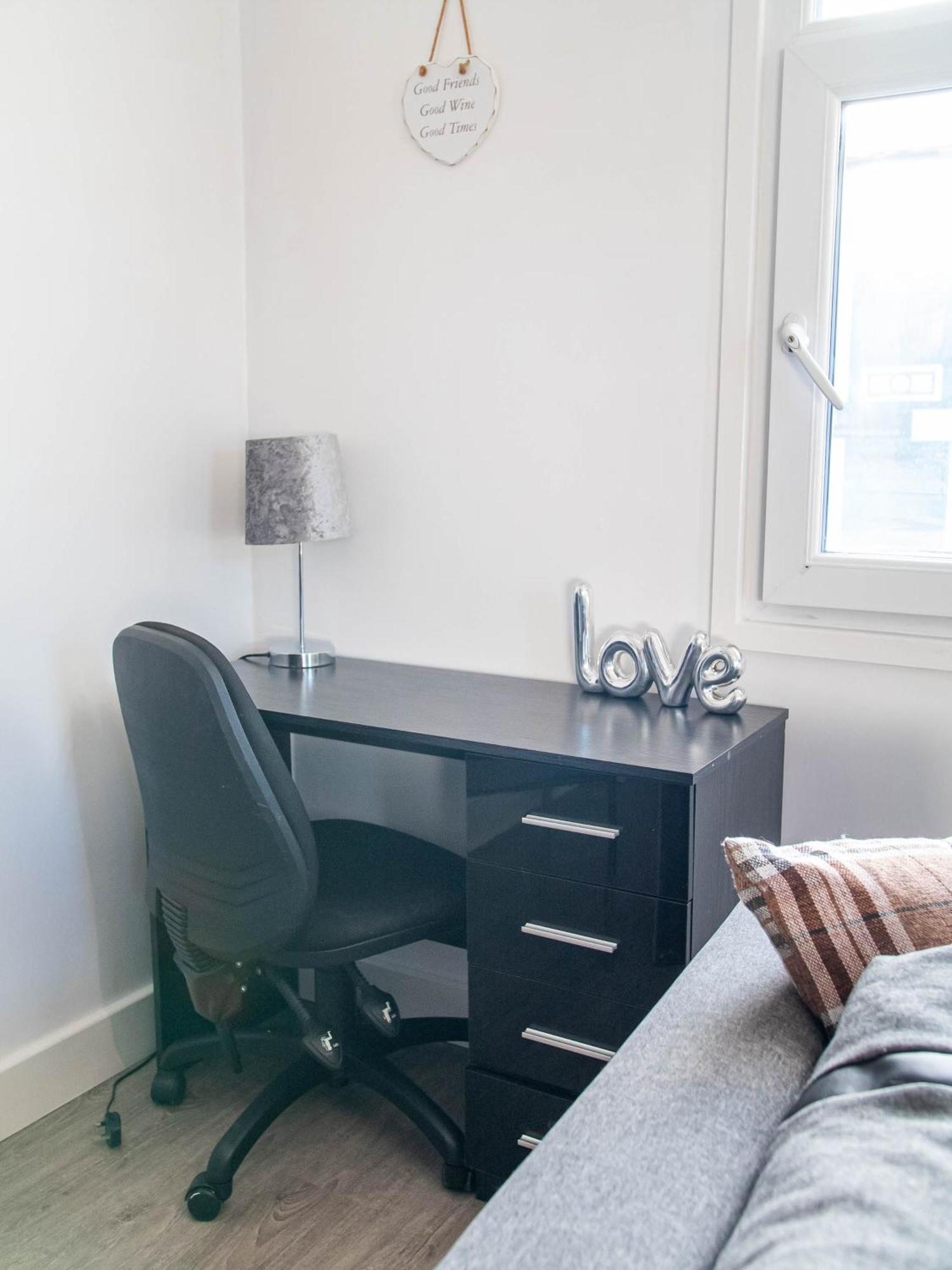 The Heart Of Huddersfield Hideaway Apartman Kültér fotó