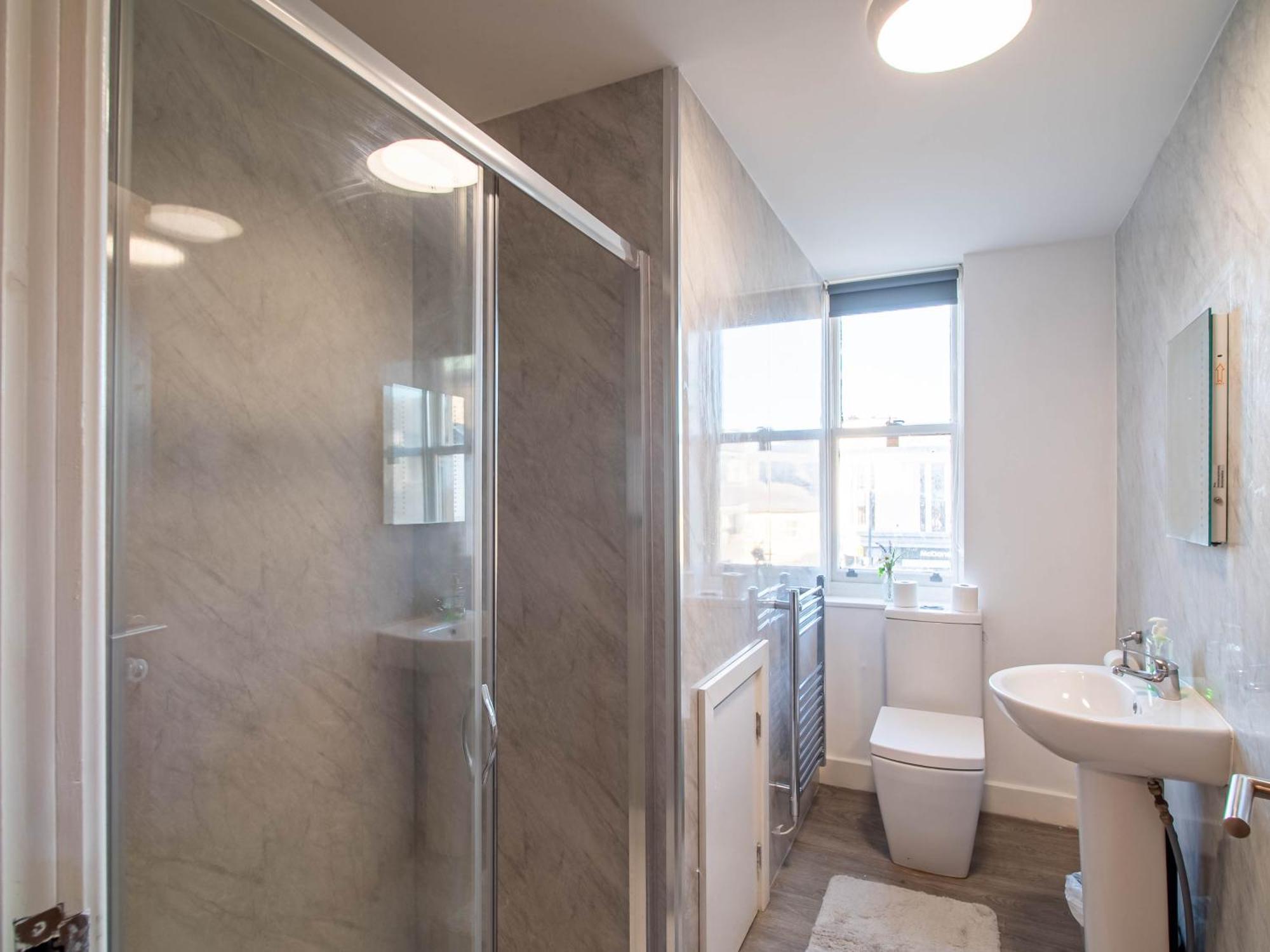 The Heart Of Huddersfield Hideaway Apartman Kültér fotó