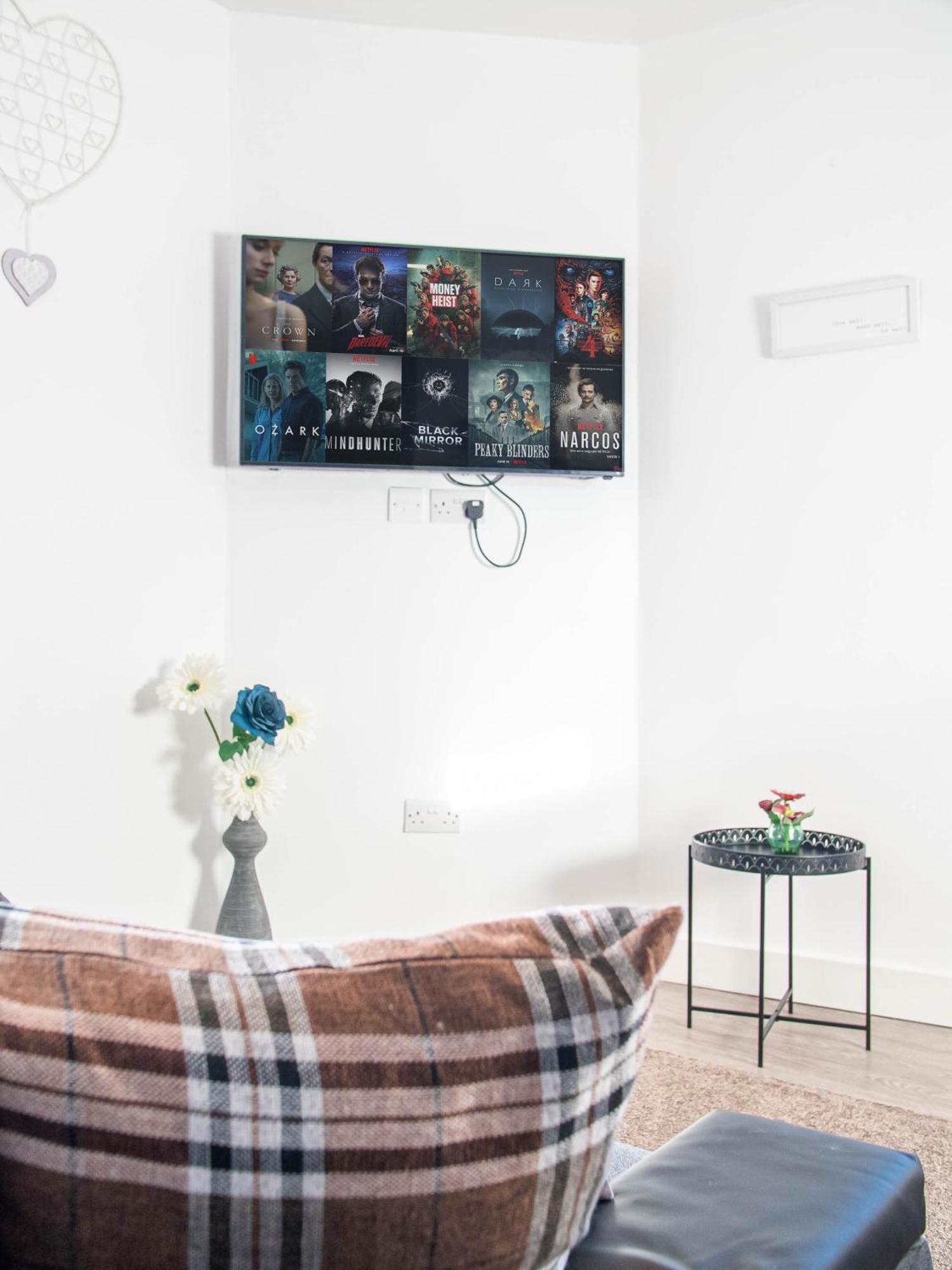 The Heart Of Huddersfield Hideaway Apartman Kültér fotó