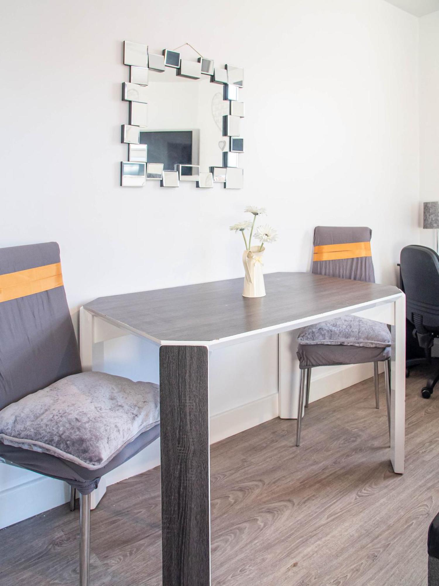 The Heart Of Huddersfield Hideaway Apartman Kültér fotó